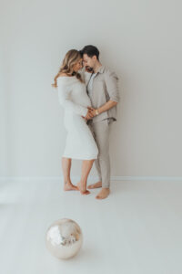 Nathalie-Rösch-Fotografie-Babybauch-Graben-Neudorf-Babybauch-6