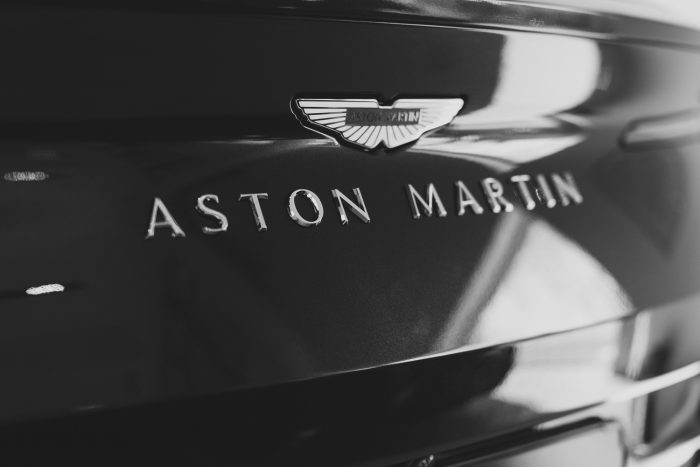 Exklusives Netzwerken in den Club-Räumen von Aston Martin München